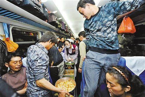 火车上最让人讨厌, 最让人崩溃的十大行为! 你遇到过吗?