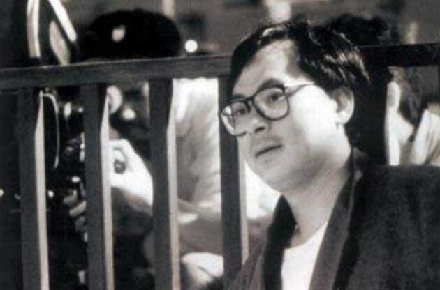 他逃到小国建黑帮, 当地黑帮吓得报警, 警方: 管不了!