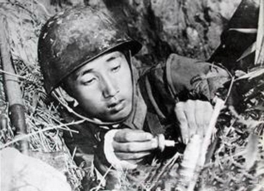 对越自卫反击战珍贵照片, 最后一张场面让人心痛!