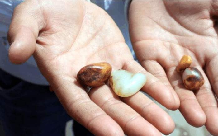 玉龙喀什河里还有多少和田玉籽料原石可采?