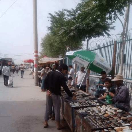 和田玉市场摊位“缩水”, 和田玉是不是走向了枯竭