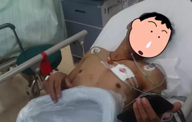 “除非你把心给我! ”男子还在犹豫 女友一刀已经刺进他胸口