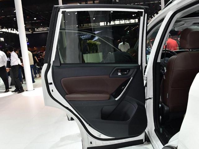 中型SUV, 豪华品牌, 全时四驱油耗7L, 售价22万起