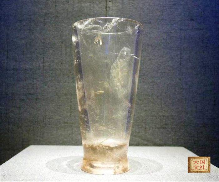 这些乱入的古代文物, 你们是不是走错了片场, 请做一个正经文物