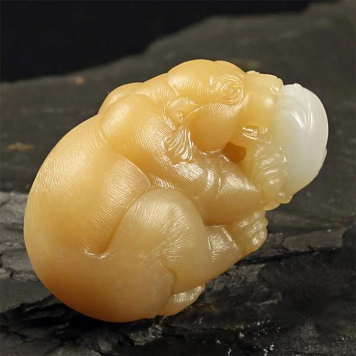 和田玉的动物“萌化”了你?