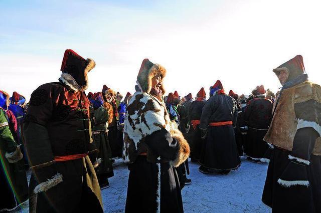 东欧剧变后, 苏联、西伯利亚和远东为什么没有分裂?