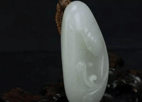 这种和田玉籽料出好肉多, 了解一下