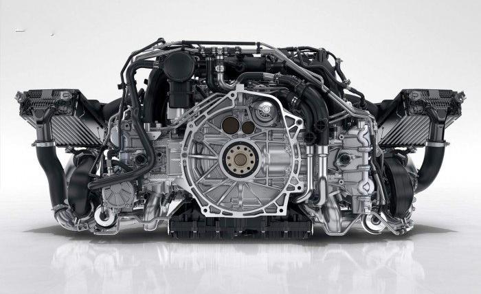 1951年梅赛德斯奔驰和通用汽车公司为旗下产品提供了可以选装的两点式