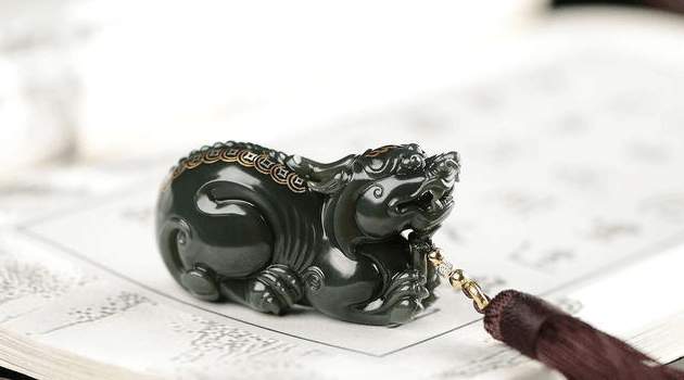 错金竟然成为热销产品! 是传统工艺还是错金工艺的和田玉更受欢迎