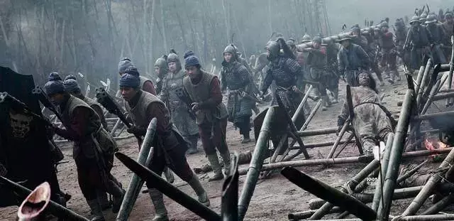 几千矿工打群架, 死伤几百, 却被此将军看上, 成中国最强军队之一