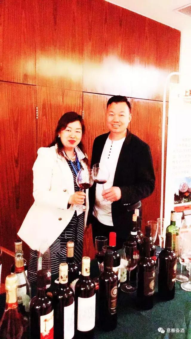 意槲备酒亮相“美食美客逛汝州”