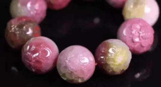 专家鉴定的和田玉值几千万, 实际几百万, 专家你怎么了?