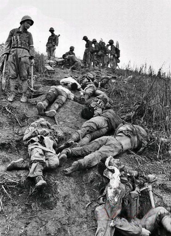 对越自卫反击战珍贵照片, 最后一张场面让人心痛!