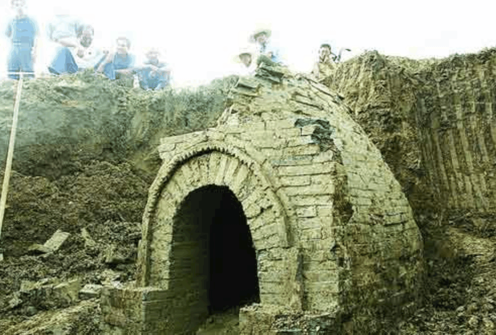 古代盛行的葬禮“瓦罐葬”, 花樣式的活埋