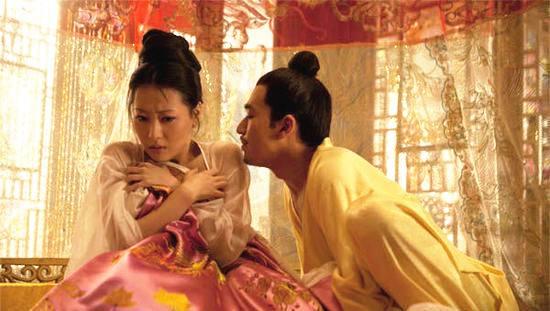 皇帝身边为啥都是太监, 他咋不用年轻貌美的女子呢