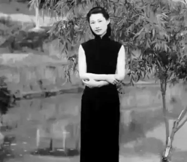 张学良曾说此生3大遗憾: 不该睡表嫂, 没出手救一人, 不该杀一人