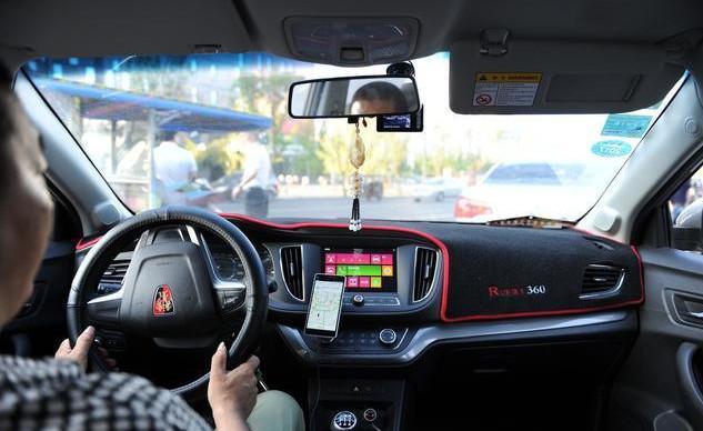 严管网约车, 却还有很多滴滴司机在跑, 揭开真实原因, 让你想不到