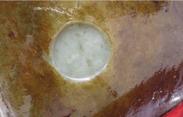 哇! 小伙失恋去赌石, 一刀劈开后净赚980万!