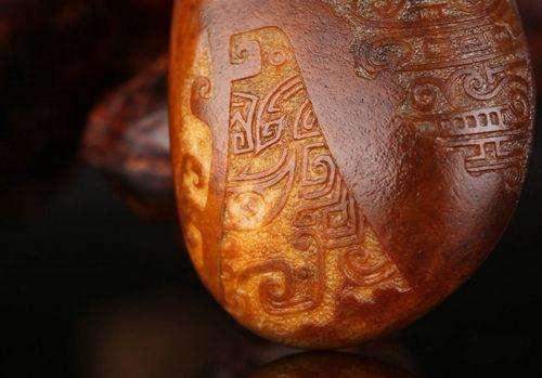 前有玉石垒猪圈, 后有和田玉砌鸡窝, 这个村子到底什么来头