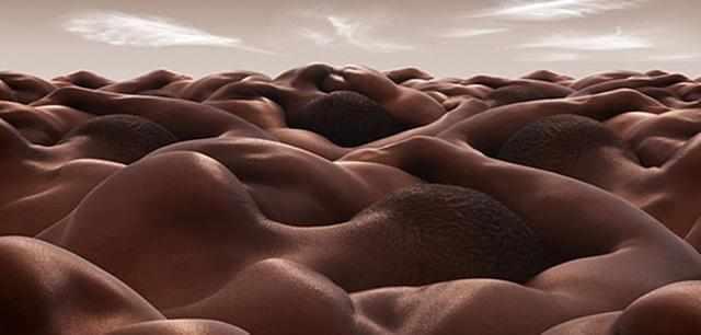 摄影师还真是大骗子, 还以为是峡谷山峰, 谁知是真相是大腿和细腰