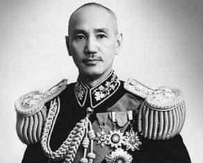 中国研制出原子弹, 蒋介石脸色铁青, 把儿子骂了一顿