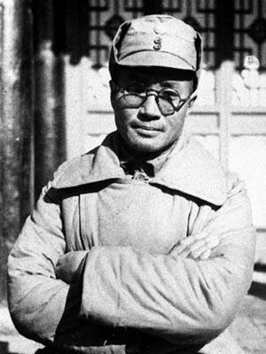 他是十大元帅中活得最久的元帅, 文武双全有谋, 如今五个儿女更牛