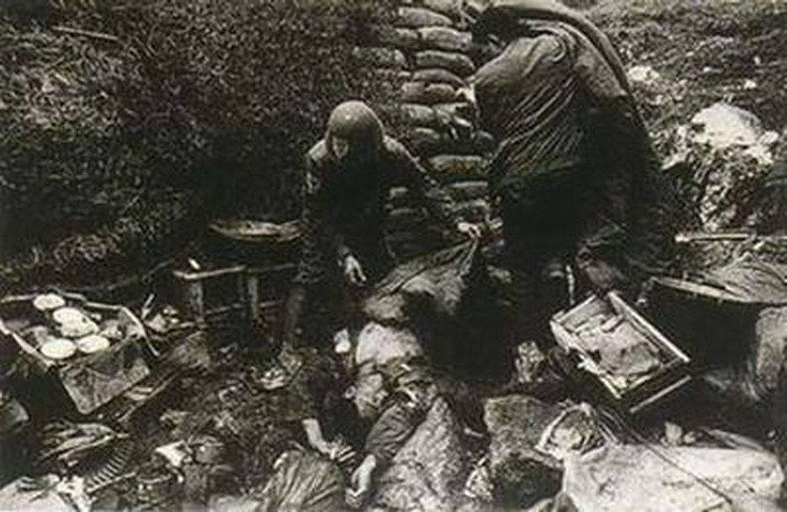 对越自卫反击战珍贵照片, 最后一张场面让人心痛!