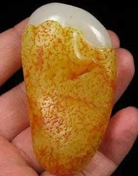 籽料版的“蒙娜丽莎”来了, 你看像什么?