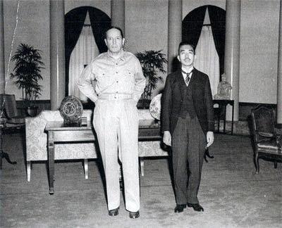 8月15日, 日本无条件投降, 却有一个人, 仍然放不下尊严