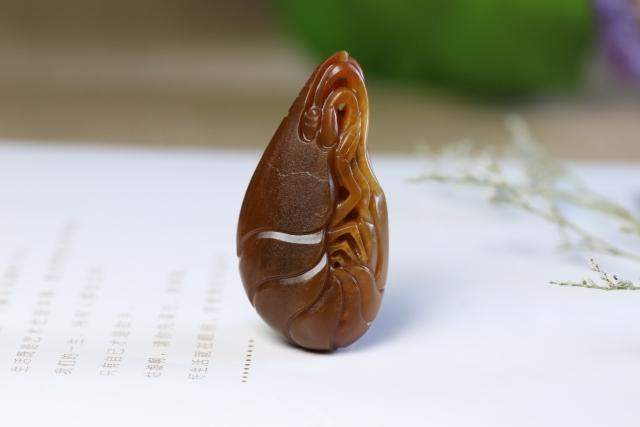 收藏和田玉时首要看五个要素