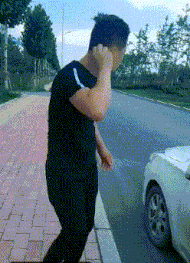 搞笑Gif: 说什么来着, 秀恩爱死得快, 看着都疼死了