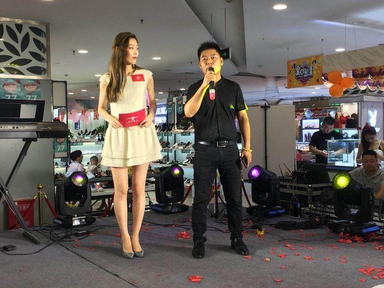 今日阳光限定版M1-60v标配版限时发售 现场惊爆价格仅29980元