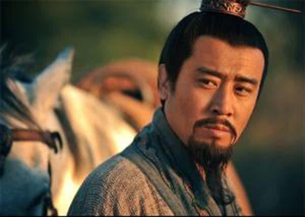 汉献帝被逼退位后, 得知刘备在南方登基, 为什么会哈哈大笑?