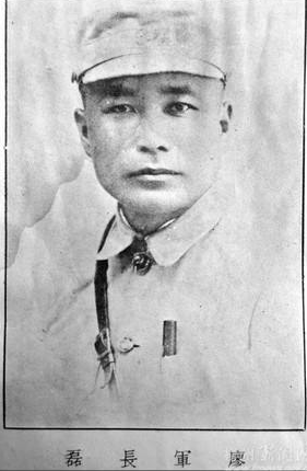 他是紅軍心腹大患, 差點滅了紅六軍團, 戰死后卻贏得共產黨人的尊重