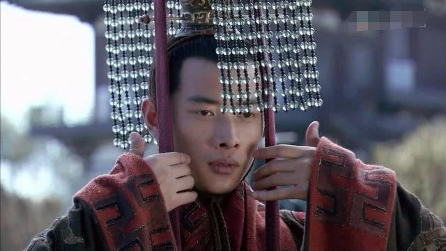 汉献帝被逼退位后, 得知刘备在南方登基, 为什么会哈哈大笑?