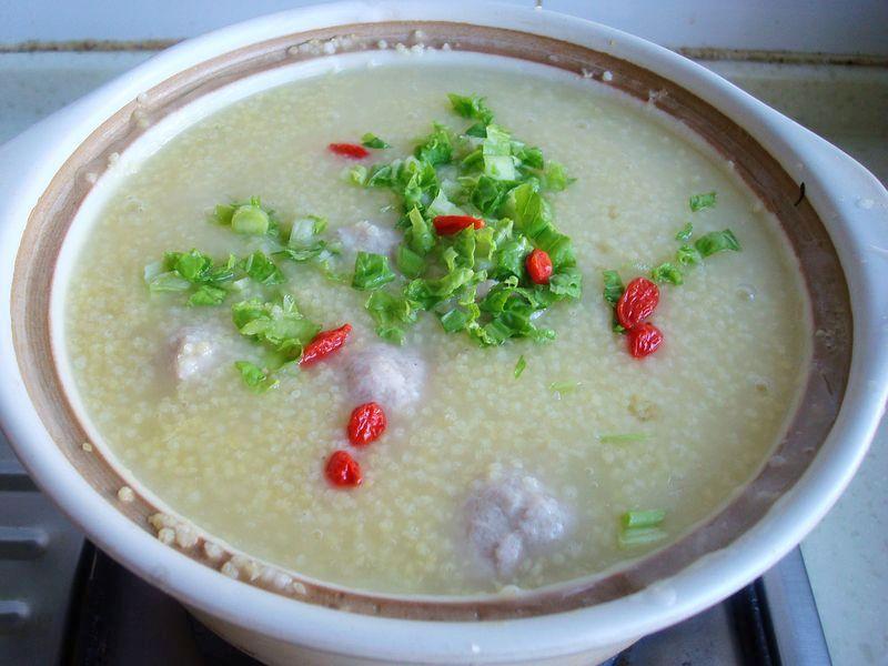 春季养生又养胃的小米汆丸子 春季养生又养胃的小米汆丸子