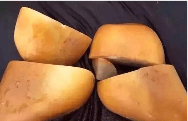 倾家荡产买的这块玉, 居然是水泥做的