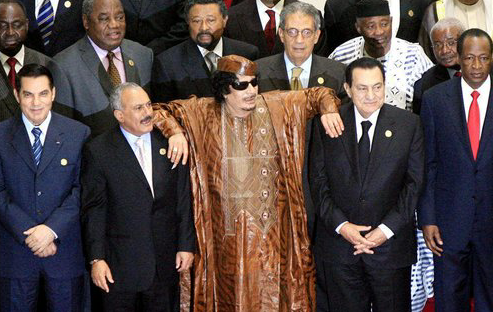 这样的卡扎菲, 怎能不灭亡