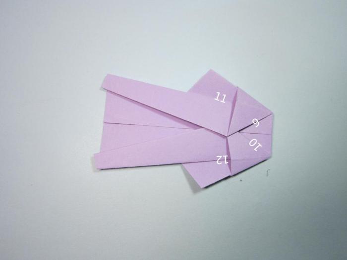 风衣折叠方法图解_风衣带子打结方法图解