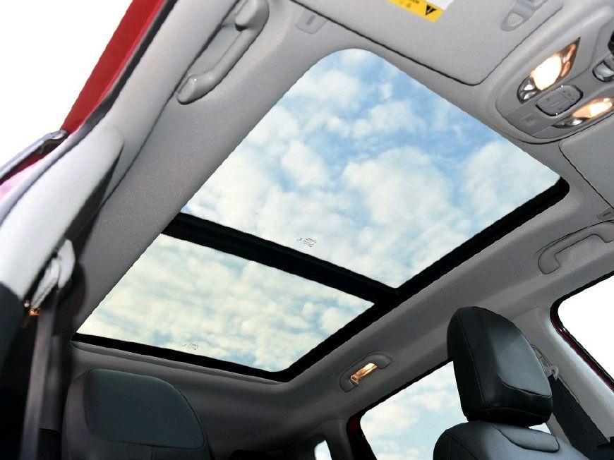 17万就带四驱, 8S破百配9AT, 颜值档次完胜途观L!