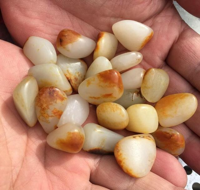 最新消息!!和田玉身价暴涨 商家忧心市场面临崩盘