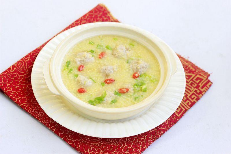 春季养生又养胃的小米汆丸子 春季养生又养胃的小米汆丸子