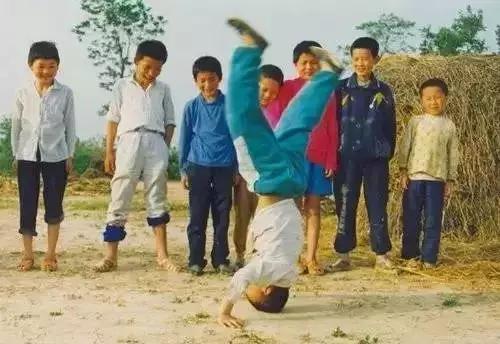 这些老照片, 献给我们回不去的童年!