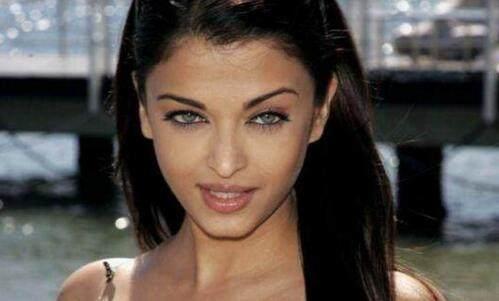 中国留学生告诉你印度为何那么多惊艳美女, 这真是长见识了