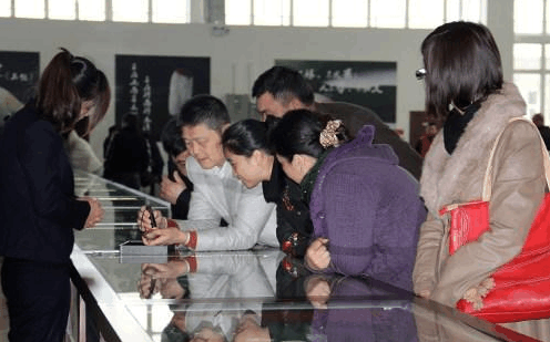 不要轻易找人为您的玉器“估价”