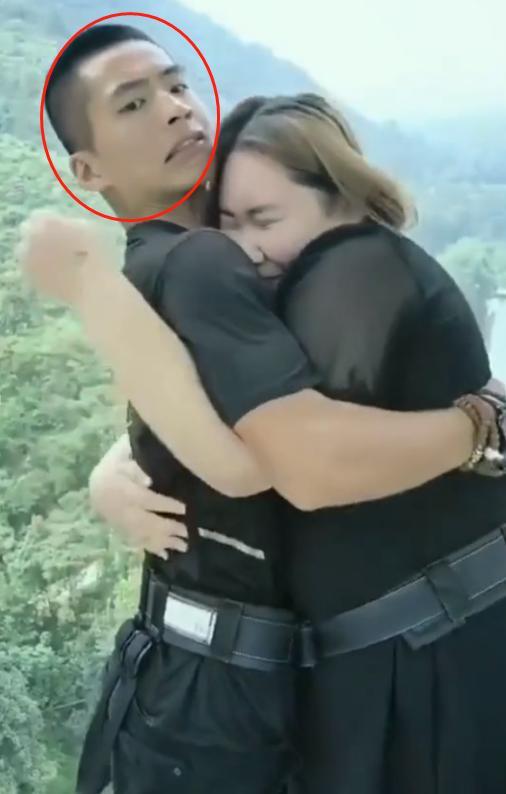 ＂胖姐姐＂玩蹦极火了, 看到教练表情, 网友: 敬你是条汉子!