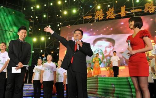 昔日首富“陈光标”身败名裂, 如今回家乡种地!