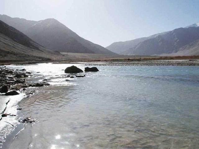 和田玉籽料原石是如何演变的!