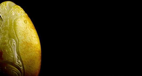 顶部竖裂, 侧面横切裂, 背面网状裂, 这块和田白玉独籽还有救吗?