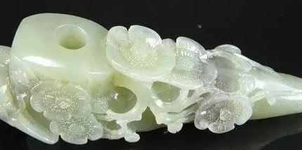 和田玉同父异母的内在区别!